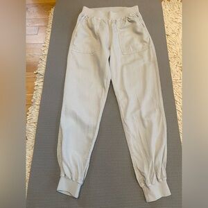 Faherty Light Gray Jogger Pants